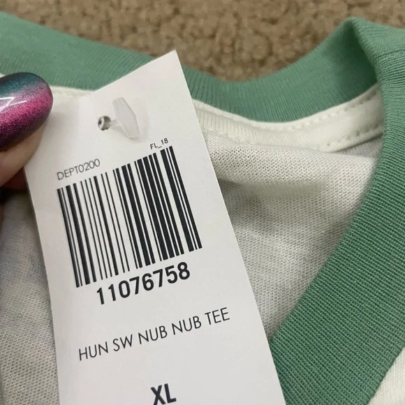 Star wars ewok White T-Shirt with Nub Nub Graphic - Picture 2 of 3